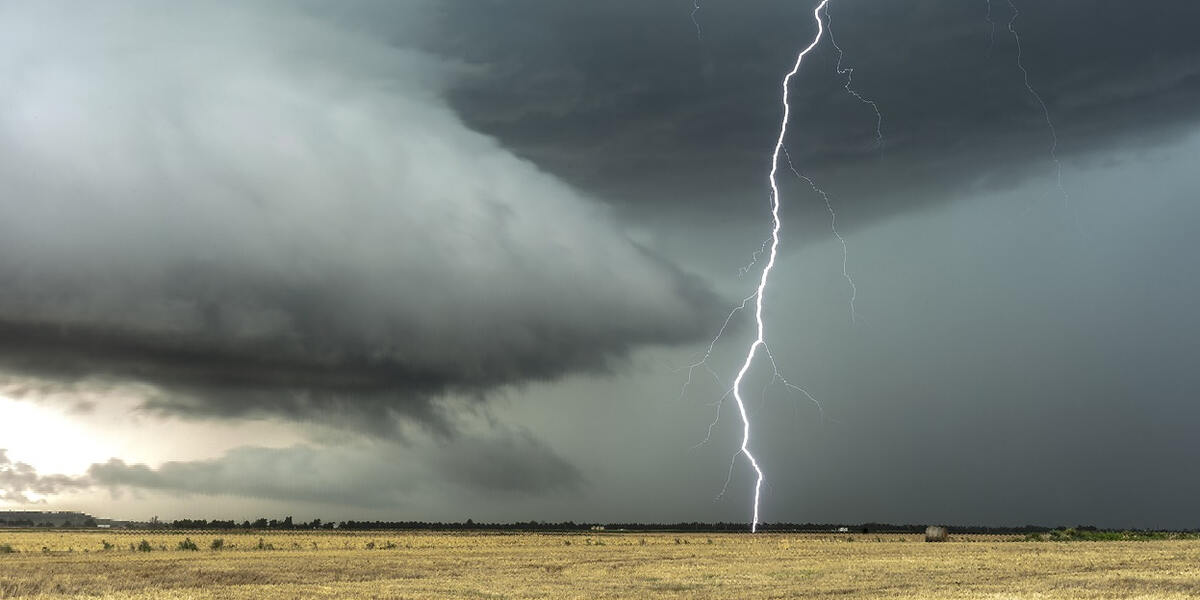 Nach Unwetter in Mering immer wieder Stromausfälle - Wartungsarbeiten laufen auf Hochtouren