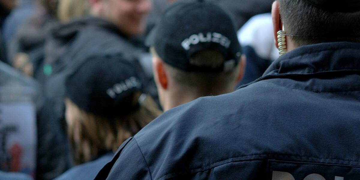 Demo gegen Rechts: Nach AfD-Erfolgen im Osten gehen Augsburger auf die Straße 