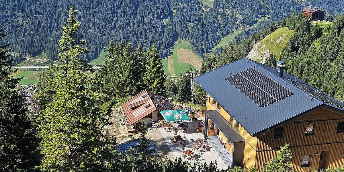 Feierstunde in den Allgäuer Alpen: Tannheimer Hütte hat nach Umbau wieder geöffnet