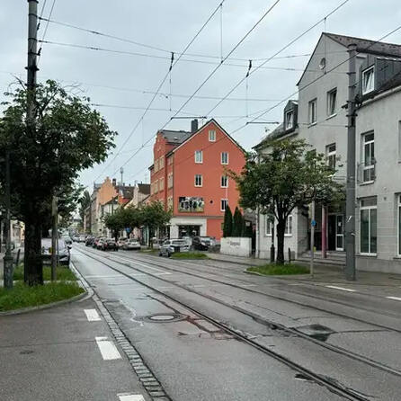 Riesen Fete zur Wiedereröffnung: Ulmer Straße in Augsburg nach 4 Monaten Baustellenzeit fertig