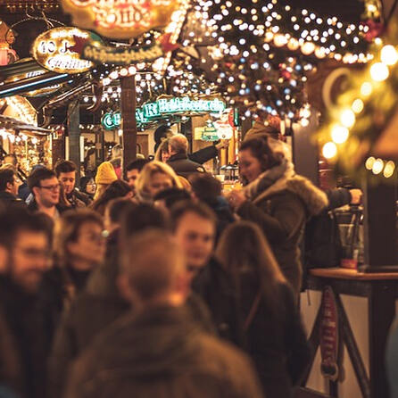 Letztes Engelesspiel heute Abend am Augsburger Christkindlesmarkt - Weihnachtsmärkte in der Region schließen